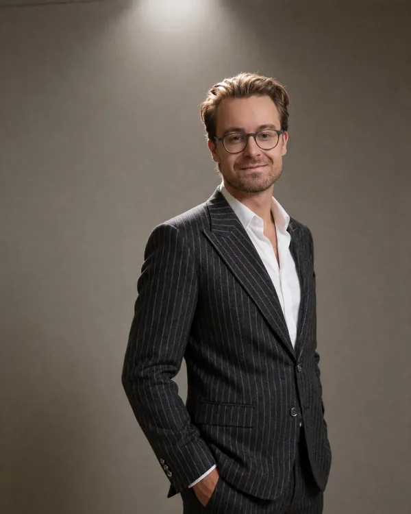 Felix von Valtier, Advisor
